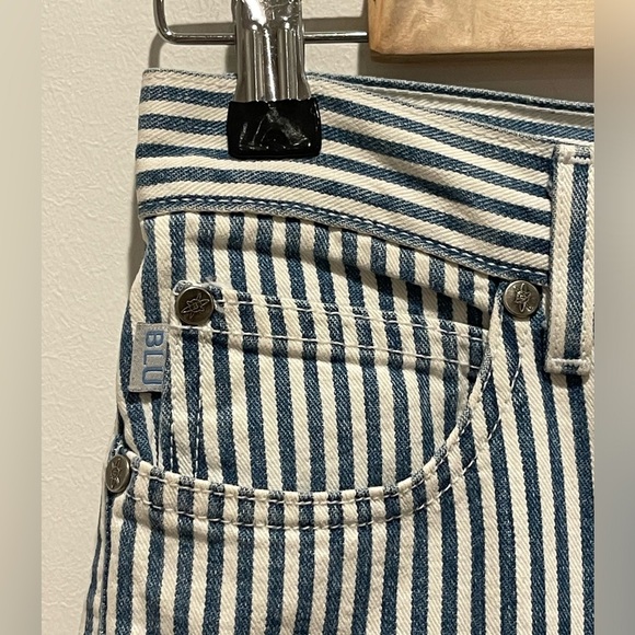 Blu Jeanious blue and white striped flare jeans pants size 25 GUC - Picture 2 of 10